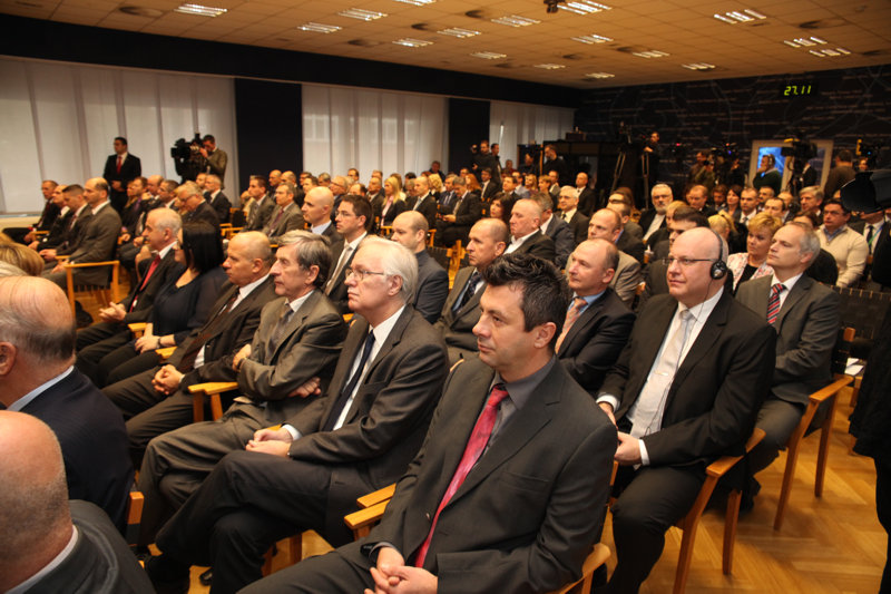 Meu uzvanicima i lanovi Nadzornog odbora kompanije / Members of the Supervisory Board among the guests